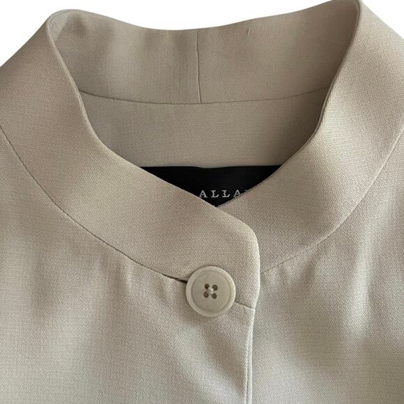 Linda Allard Ellen Tracy 100% Silk Tan Blazer Women’s 8 Classic Style - Picture 4 of 9